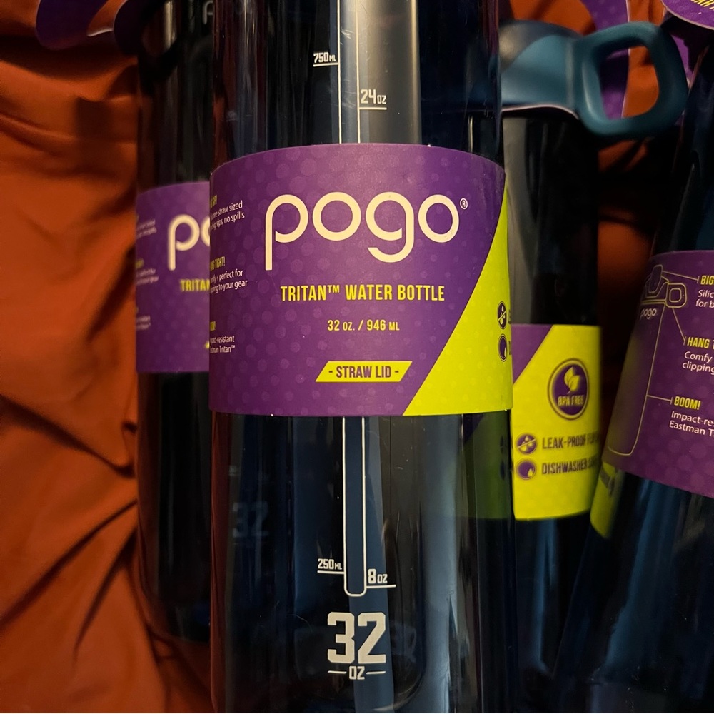 Pogo Active BPA-Free Tritan Plastic Leak-Proof Water Bottle with Chug Lid, 32 oz